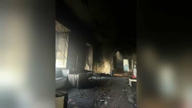 Parte da sede da Associação da Terra dos Sonhos completamente destruída após incêndio