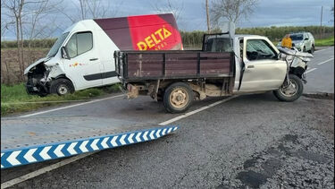 Colisão em Campo Maior provoca ferido grave e corta trânsito na EN371