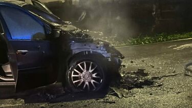 Pai e filha feridos em colisão entre dois carros em Santa Maria da Feira