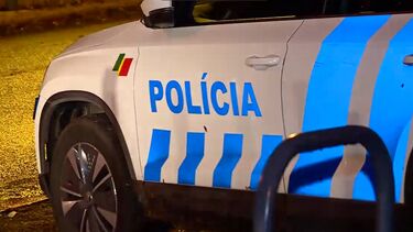 Cinco jovens entre os 15 e 23 anos foram detidos por assaltos na ruas em cascais