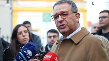 Seguro apela ao voto da esquerda para evitar segunda volta com "escolha limitada"