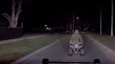 Roubam moto 4 e fogem à polícia até se despistarem  