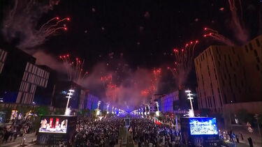 Espetáculo de fogos de artifício e drones dá as boas-vindas a 2026 no Catar