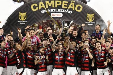Flamengo bate Ceará e sagra-se campeão do Brasileirão 
