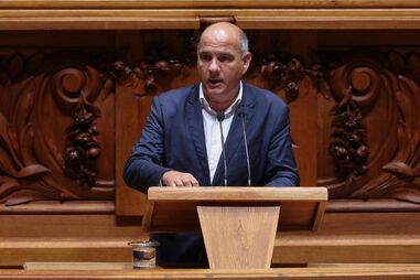 Raimundo acusa primeiro-ministro de 'gozar com quem trabalha' com as suas projeções salariais