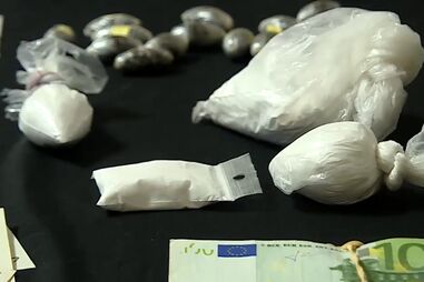 Jovem detida em Aveiro por suspeitas de liderar rede de tráfico de droga