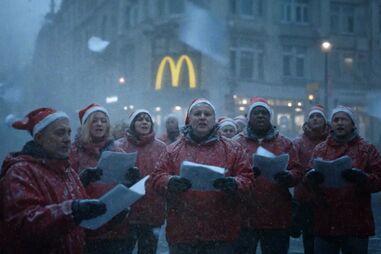 McDonald's retira anúncio gerado por IA sobre caos no Natal após críticas