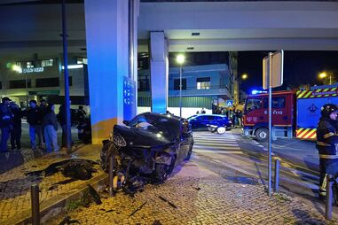 Condutor desobedece a ordem de paragem da PSP e despista-se em Lisboa. Acabou detido