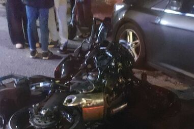 Colisão entre carro e moto provoca um ferido em Vila Nova de Gaia