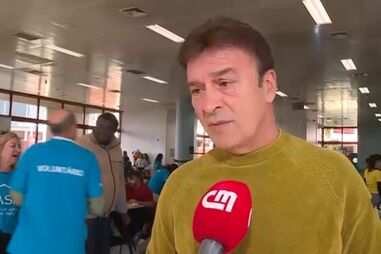 Centro de Apoio ao Sem Abrigo celebra natal com Tony Carreira