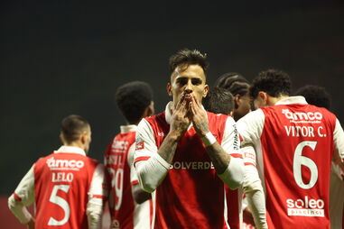 Rodrigo Zalazar tem 26 anos