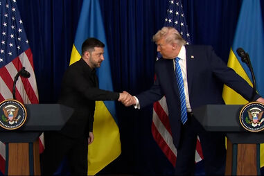 Trump e Zelensky continuam a trabalhar num plano de paz para colocar fim à guerra