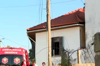 Sete pessoas assistidas por inalação de fumo após incêndio em casa em Vila Nova de Gaia
