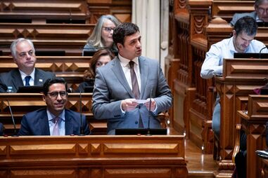 Adjunto do Governo cria perfil falso para influenciar eleições