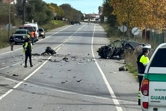 Um morto em colisão entre pesado e ligeiro de mercadorias em Estremoz