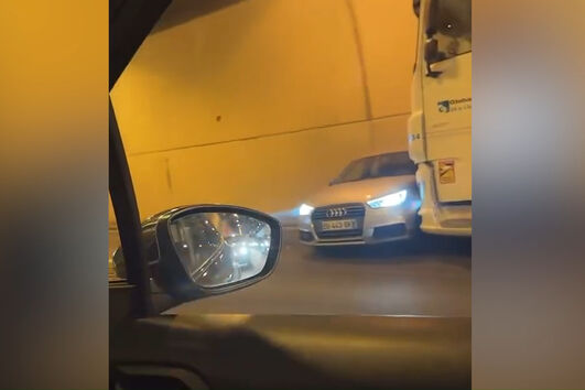 Camião arrasta carro 300 metros sem motorista dar conta 