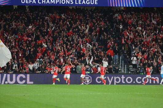 Benfica venceu o Nápoles 