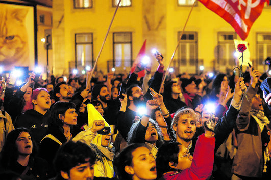Protesto junto à Assembleia da República descambou em desacatos