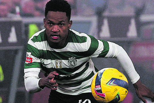 Geny Catamo tem brilhado nos jogos contra o Benfica