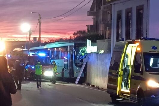 Um morto em despiste de autocarro em Ovar