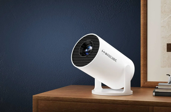 Projetor Magcubic HY300 Pro em promoção no Aliexpress para uma sala de cinema em casa