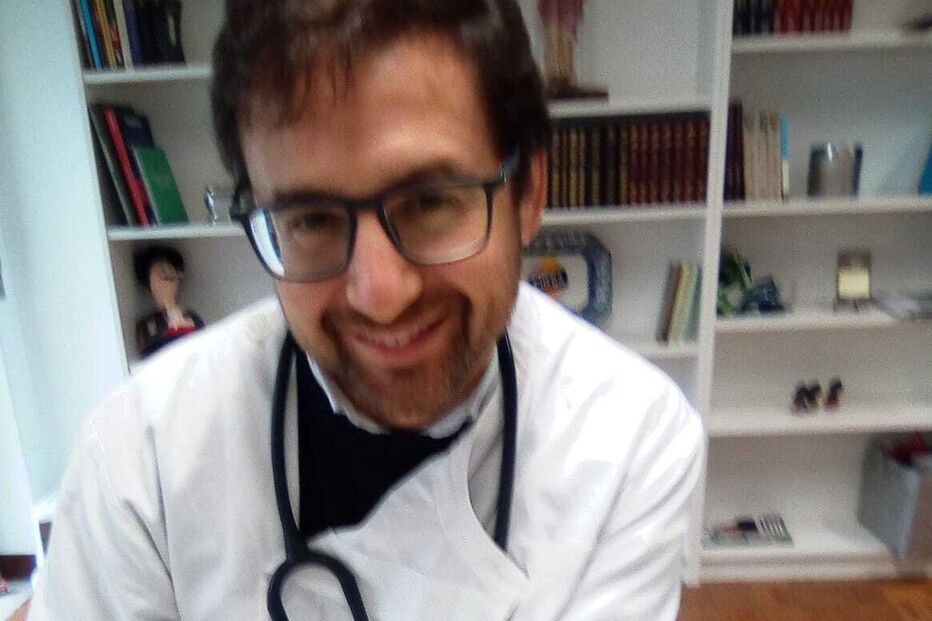 Pedro Frazão fez cirurgia numa sala de reuniões sem condições 