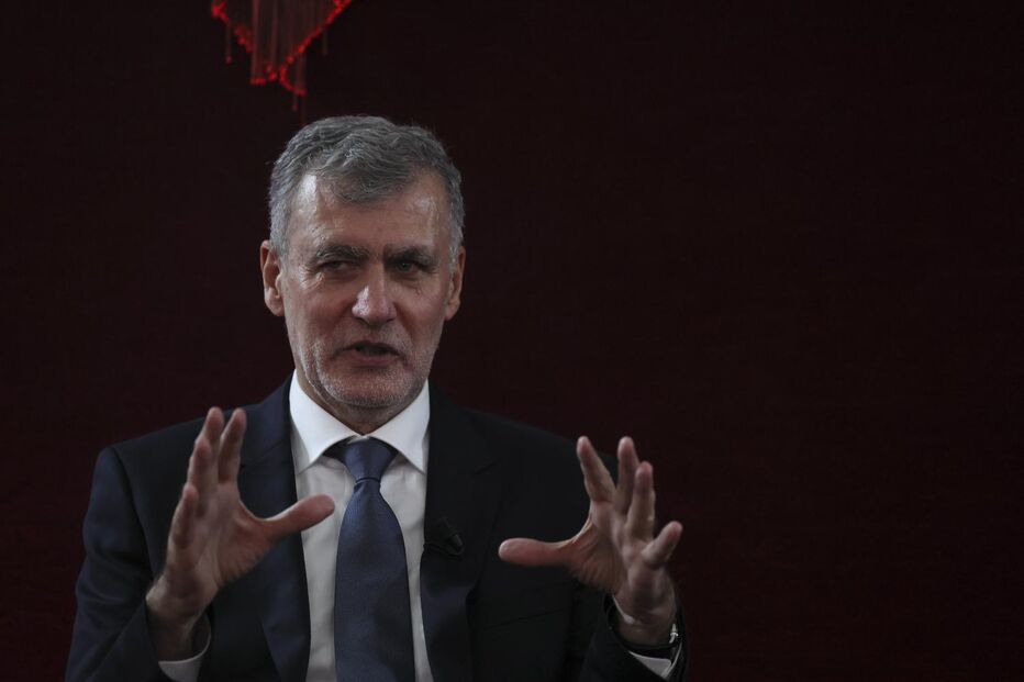 Gouveia e Melo rejeita ligação a Sócrates e critica 