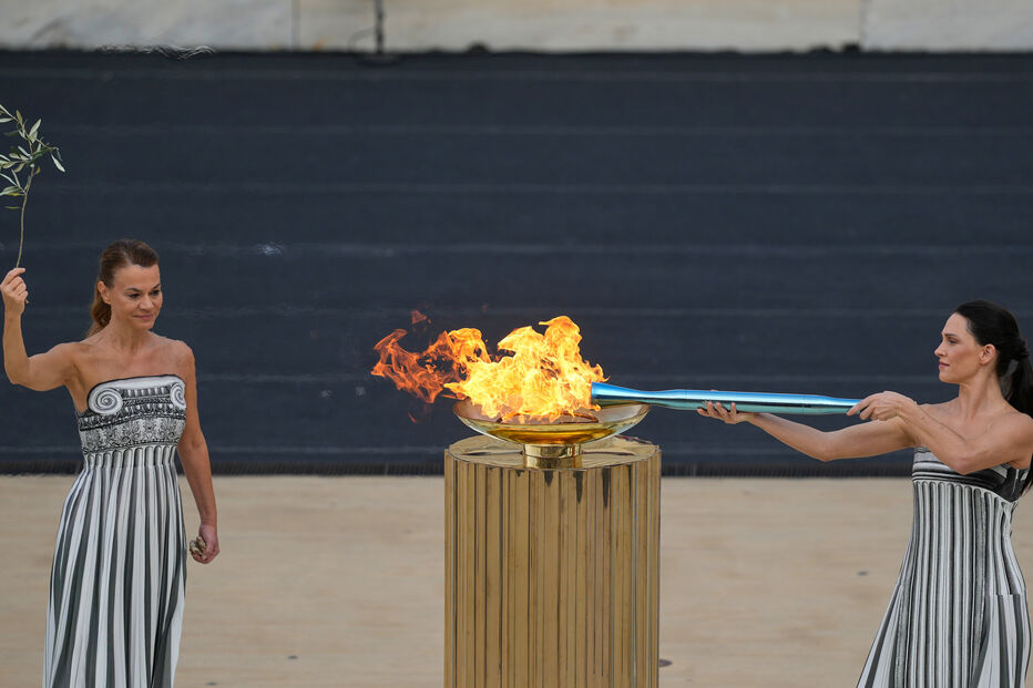 Chama dos Jogos Olímpicos de Inverno de 2026 começa viagem final até Milão-Cortina