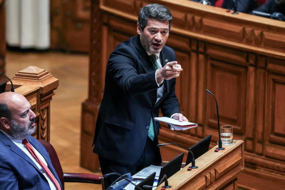 Ventura confronta Montenegro sobre gestão da saúde no Hospital Amadora-Sintra