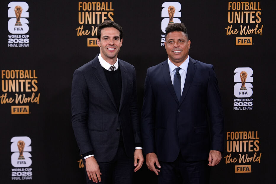 Kaka e Ronaldo, antigos internacionais brasileiros