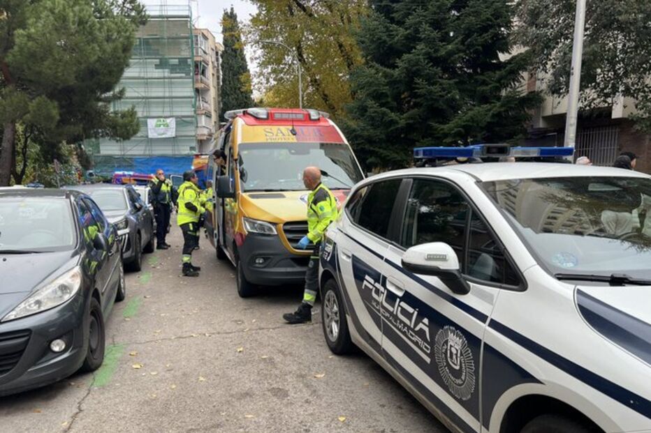 Madrid investiga queda de mãe e filhos do 10.º andar; mulher morre