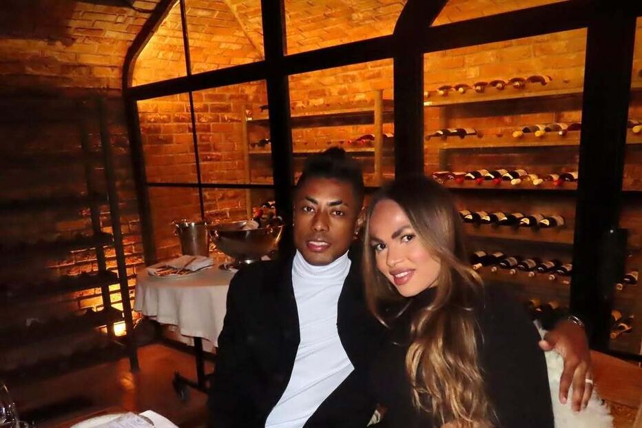 Jogador envolve-se em polémica ao engravidar esposa e amante