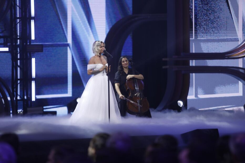Tony Carreira evoca Sara na 'Gala dos Sonhos', noite de homenagem e apoio