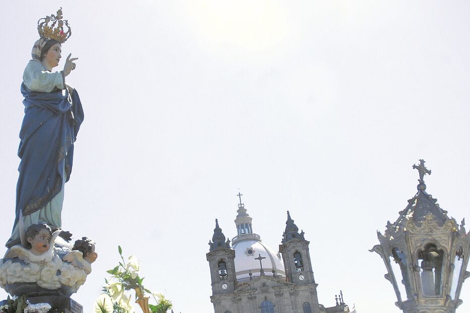 Imagem de Nossa Senhora da Conceição que desde 1904 é venerada pelos fiéis no Santuário do Sameiro, arquidiocese de Braga