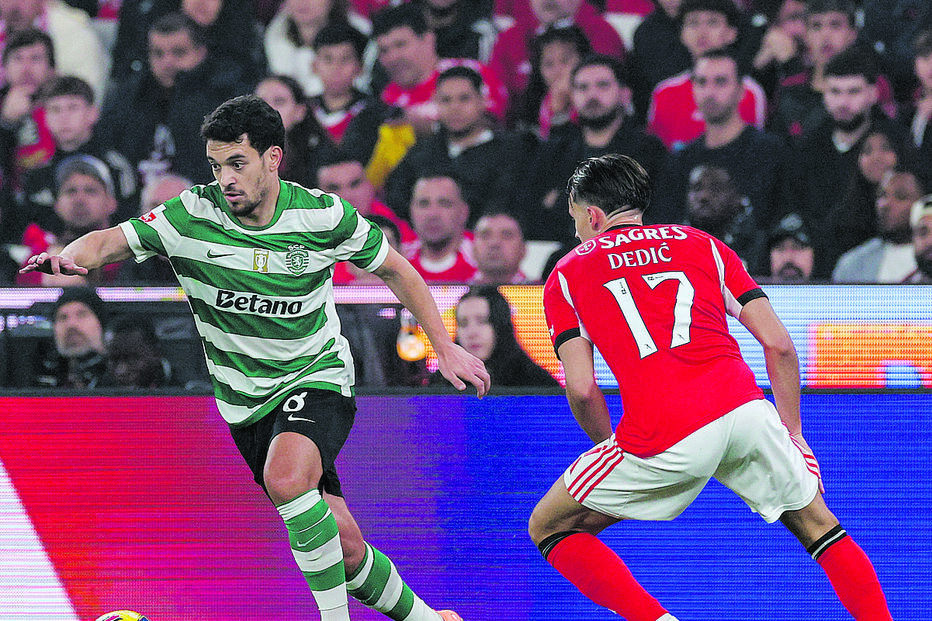 Pedro Gonçalves marcou o golo inaugural do empate (1-1) do Sporting frente ao Benfica, na Luz