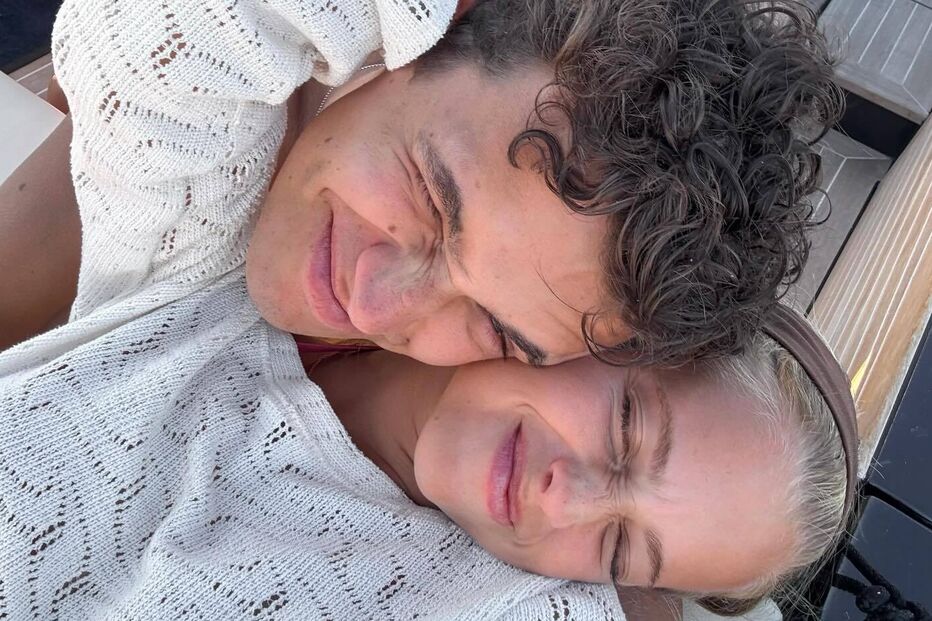 Margarida Corceiro feliz com Lando Norris após título de campeão