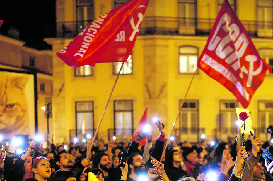 Protesto junto à Assembleia da República descambou em desacatos
