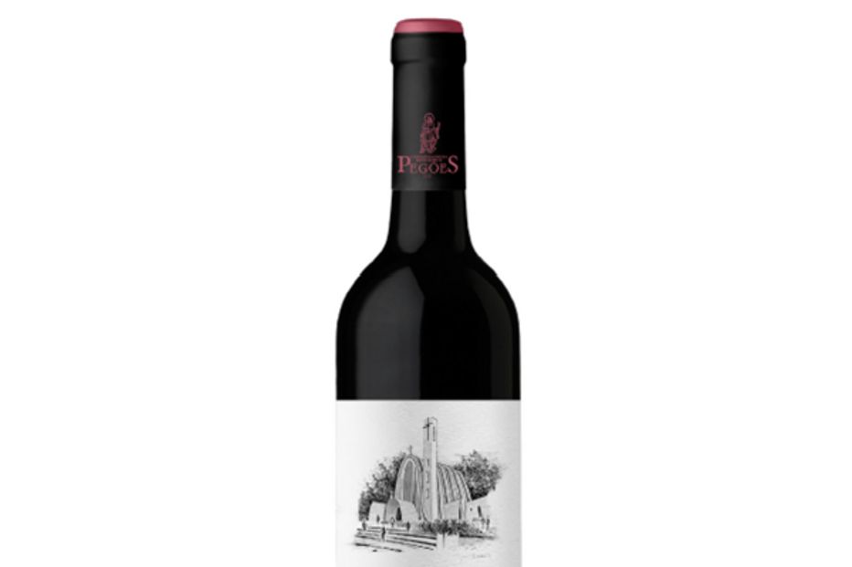 Sugestão da Adega de Pegões: vinho tinto Vale da Judia para celebrar com família e amigos.
