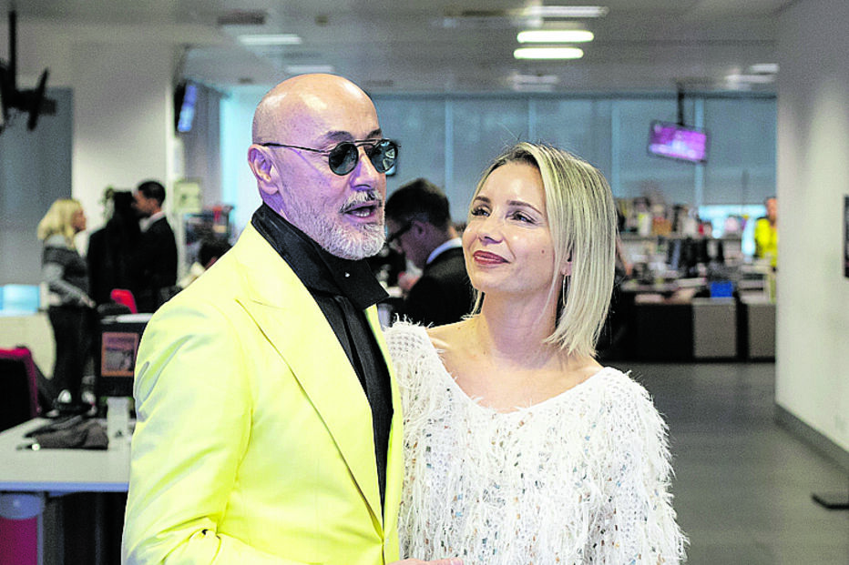 Luciana Abreu e Rui Oliveira numa visista à redação