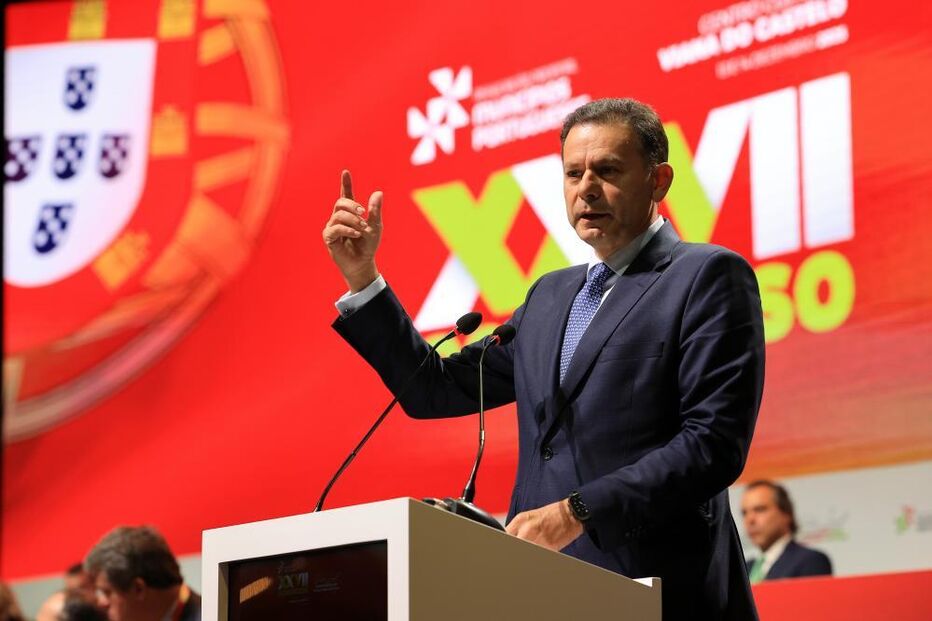 Luís Montenegro na sessão de encerramento do XXVII Congresso da Associação Nacional de Municípios Portugueses