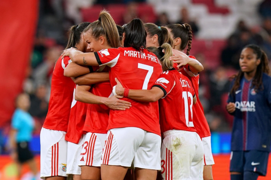 Benfica empata com Paris Saint-Germain na Liga dos Campeões feminina