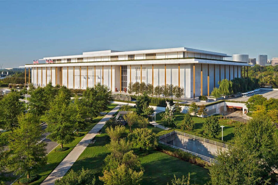 Centro cultural Kennedy Center muda de nome para Trump-Kennedy Center