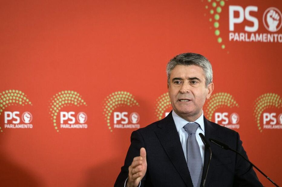 António Carneiro alerta sobre eleições e cenário político atual