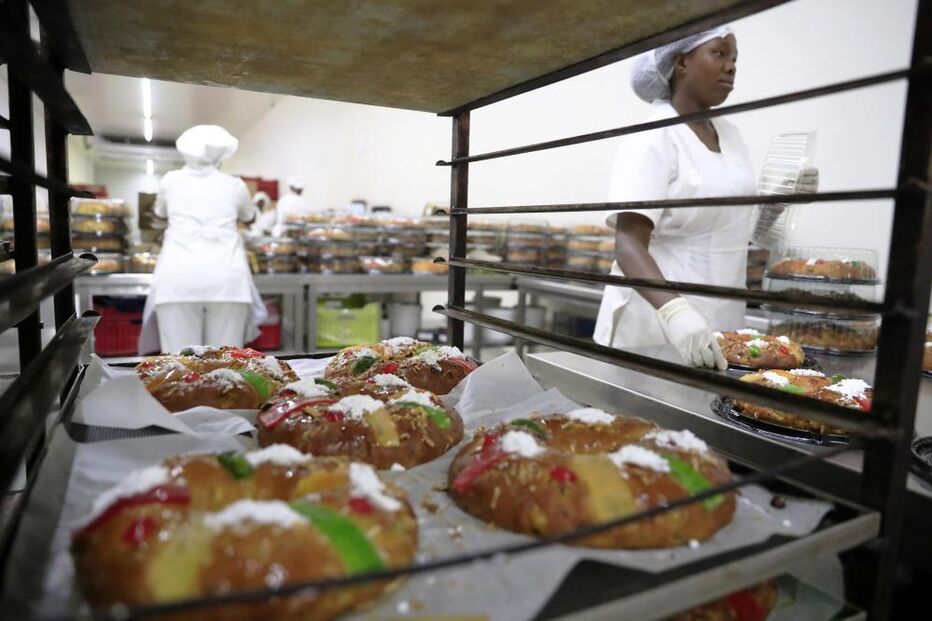 Bolo-rei já simboliza Natal em Angola 