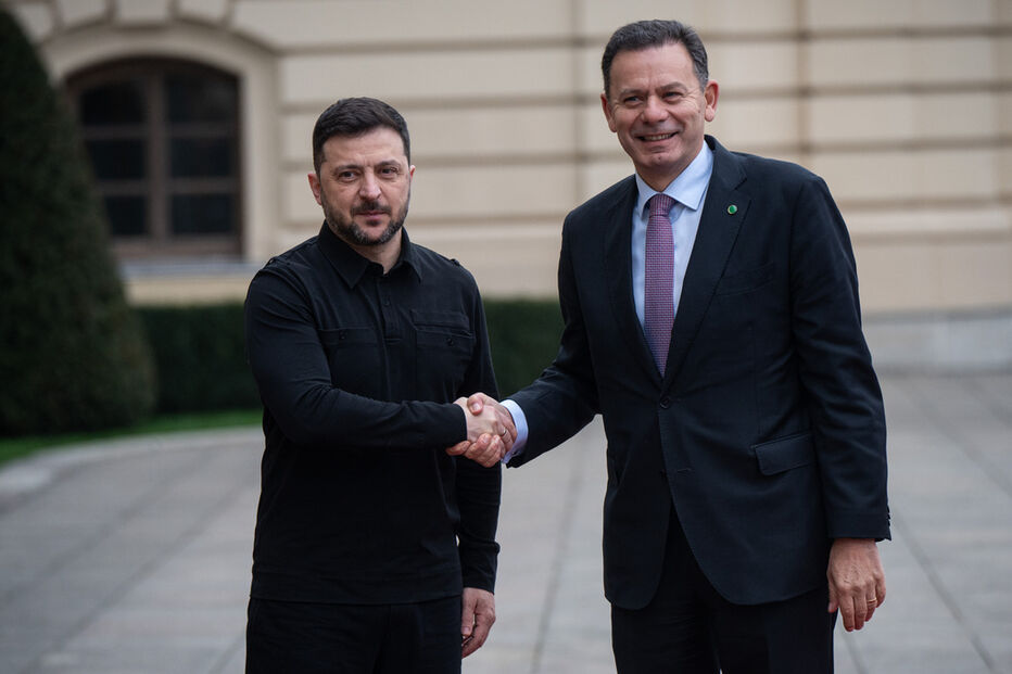 Zelensky reúne-se com Montenegro para discutir a paz