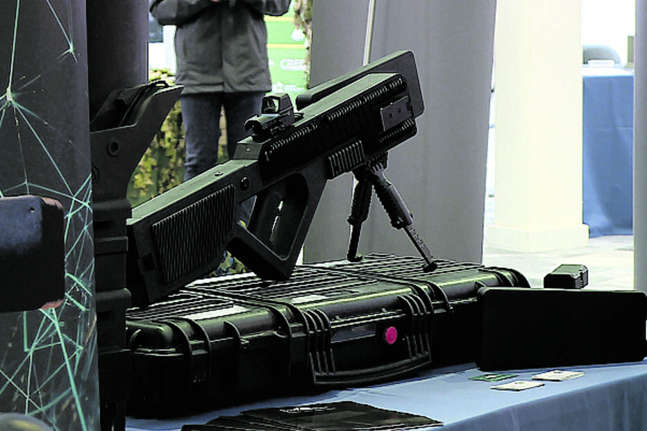 Arma para travar drones