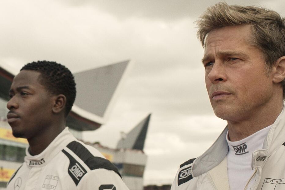Brad Pitt e um colega preparam-se para as corridas do filme de 2025