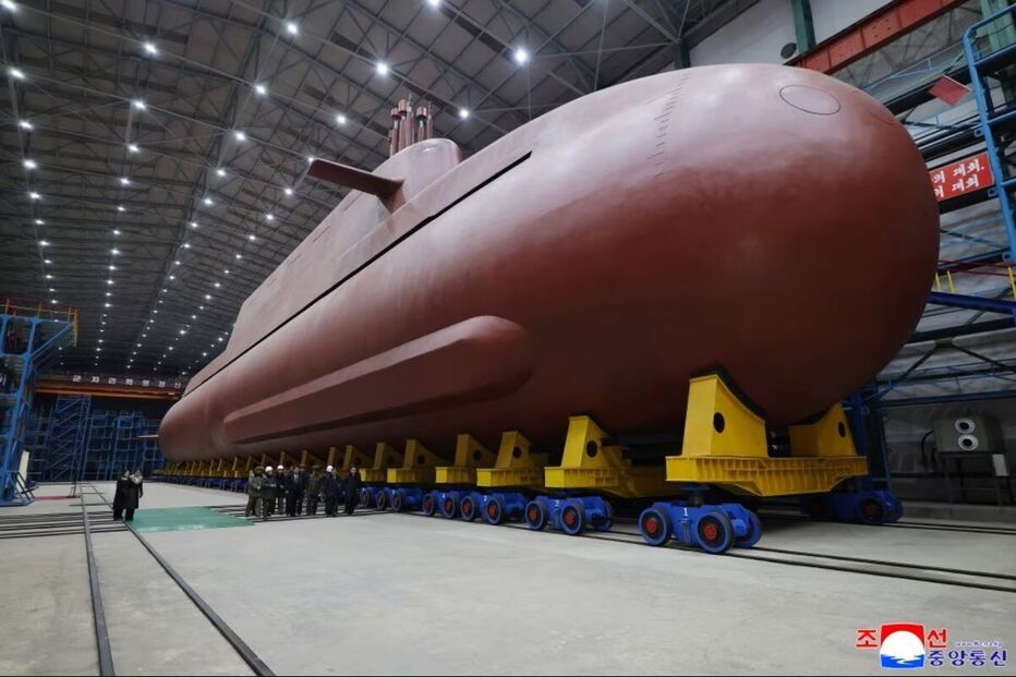 Submarino movido a energia nuclear apresentado pela Coreia do Norte