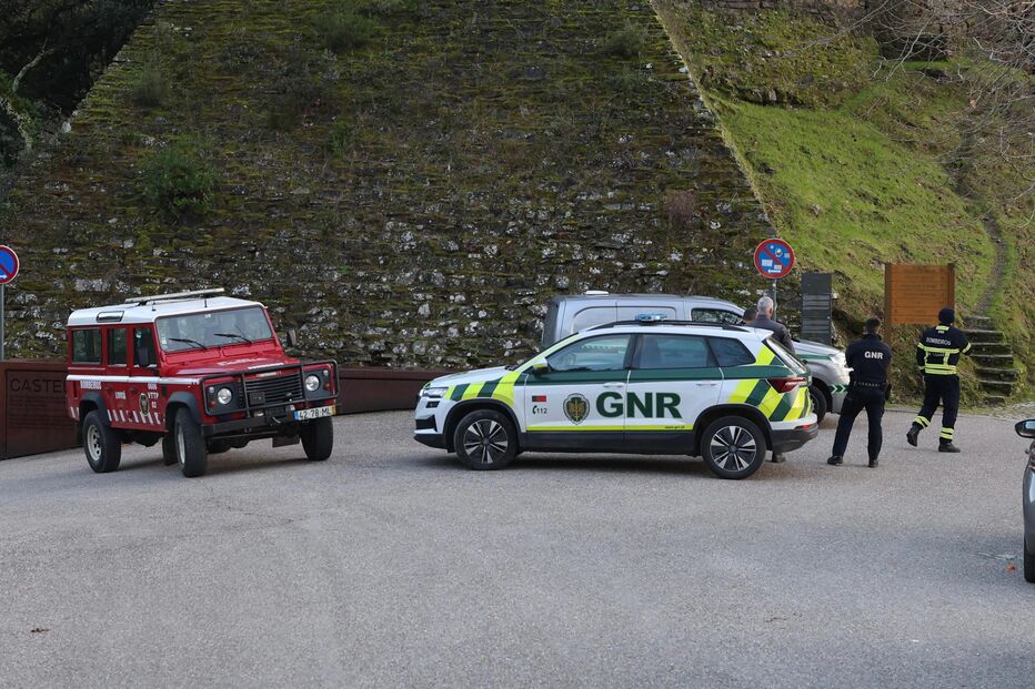 Buscas por homem desaparecido na Lousã, zona do Castelo, com reforço de autoridades