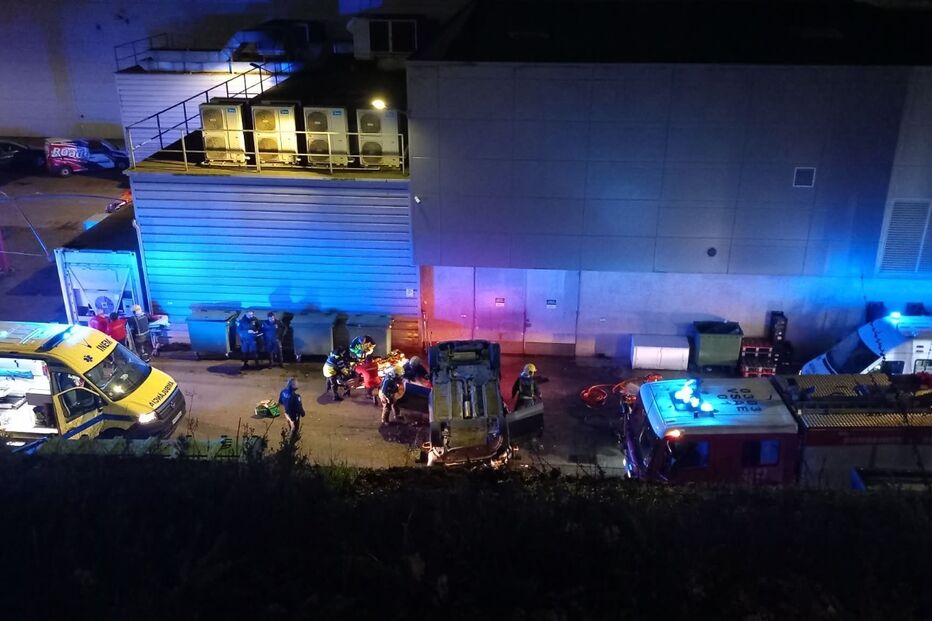 Jovem grávida e criança gravemente feridas em despiste de carro em Guimarães